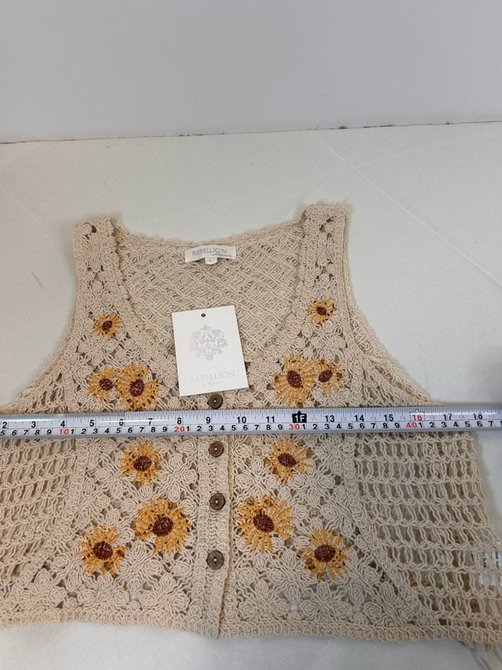 Rebellion Again Crochet Ivory Sunflower Open Stitch Vest Cropped Women’s Large - Picture 4 of 5